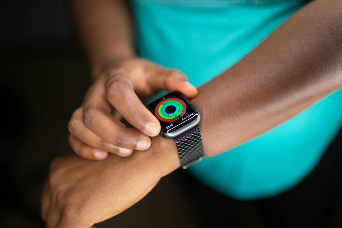 How a Tension Monitor Watch Can Revolutionize Your Stress Management Game