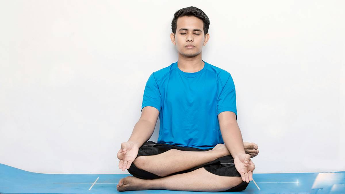 Comparison table highlighting features of three stress management apps: Headspace, Calm, and Insight Timer