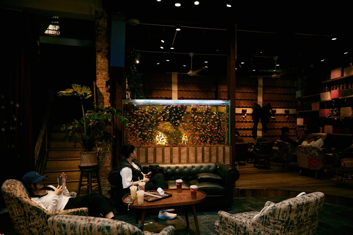 How Mindfulness Smart Light Can Transform Your Stress Management Routine