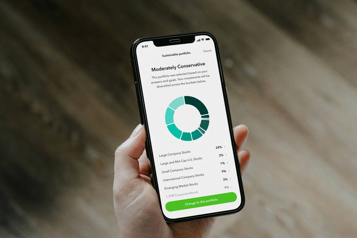 Why Daily Check-Ins Are Your Secret Weapon for Stress Management (And Which Apps Actually Work)