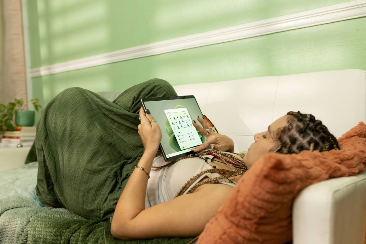 How Mindful Decompression Apps Can Rewire Your Stress Response (Without the Fluff)
